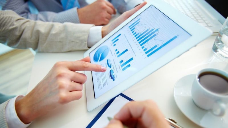 Thẩm định là gì? Điều kiện, vai trò và công việc của thẩm định viên?