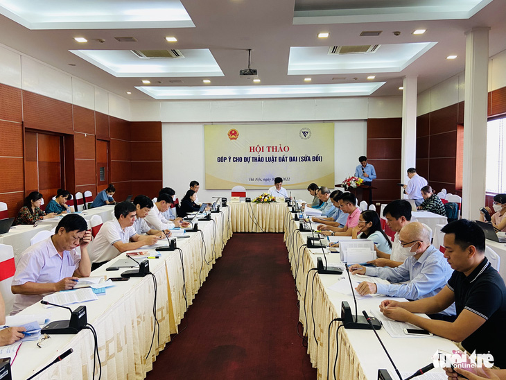 Góp ý Luật đất đai (sửa đổi): Sử dụng thuật ngữ ‘thẩm định giá’ hay ‘định giá tài sản’?